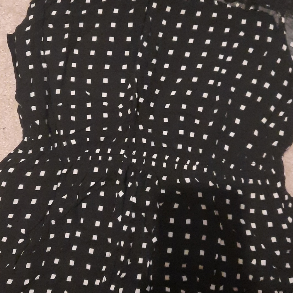Dress - Picture 4 of 5